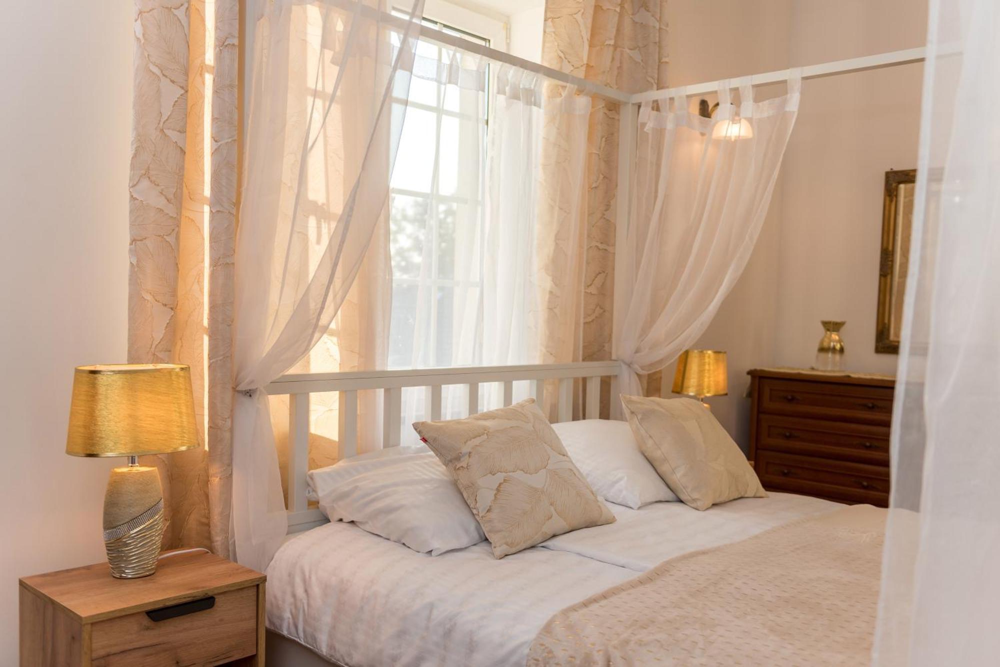 Pensjonat Well Clinic Medicine Estetic & Spa Gdansk Ngoại thất bức ảnh